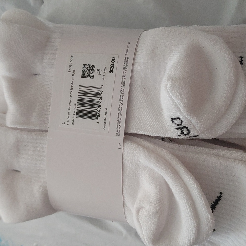 Nike unisex crew socks 6 pairs size L Men 8-12, Wmn 10-13. - Picture 2 of 4